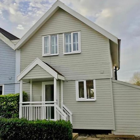Nola Lodge Cirencester Zewnętrze zdjęcie