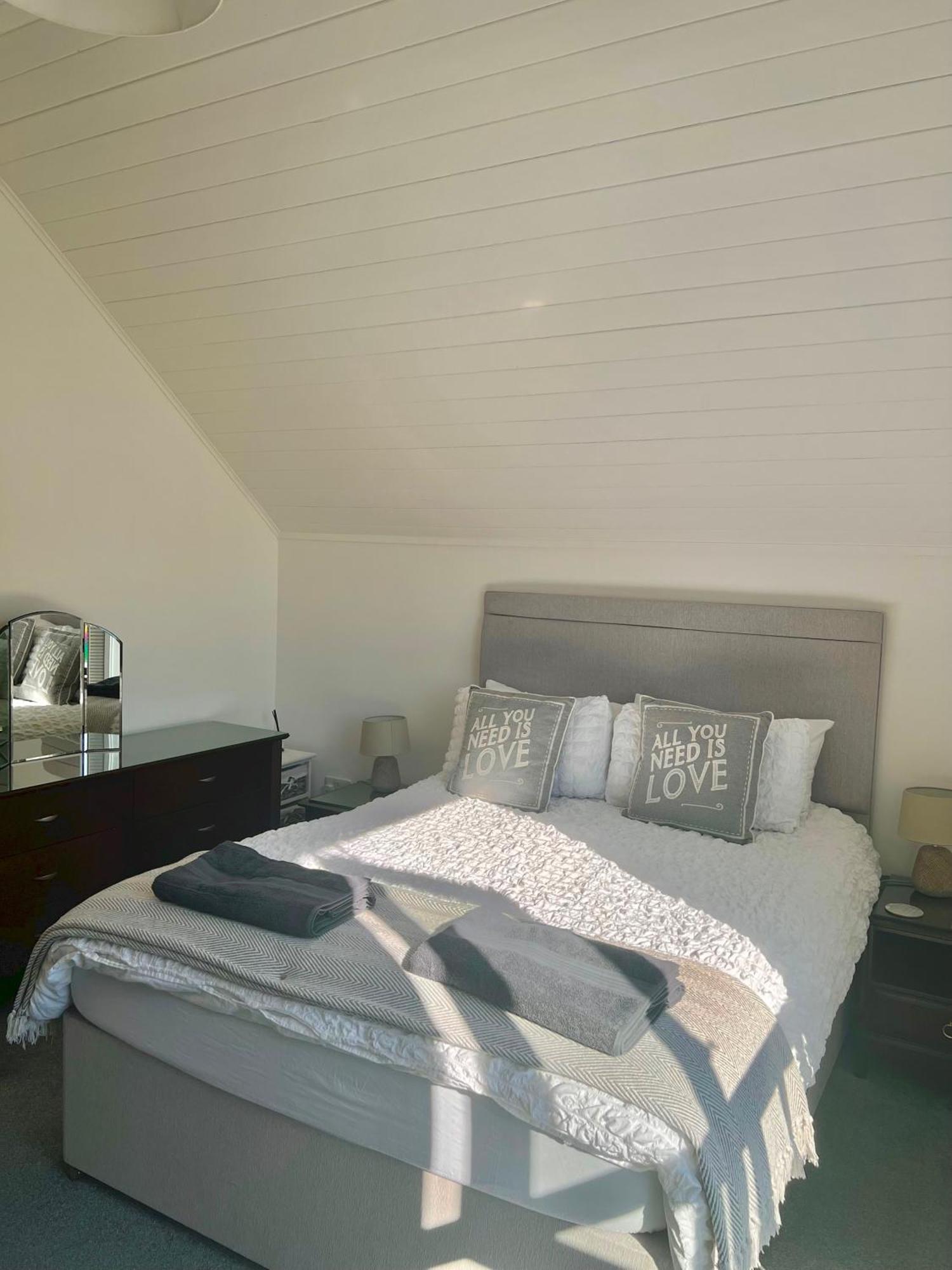 Nola Lodge Cirencester Zewnętrze zdjęcie