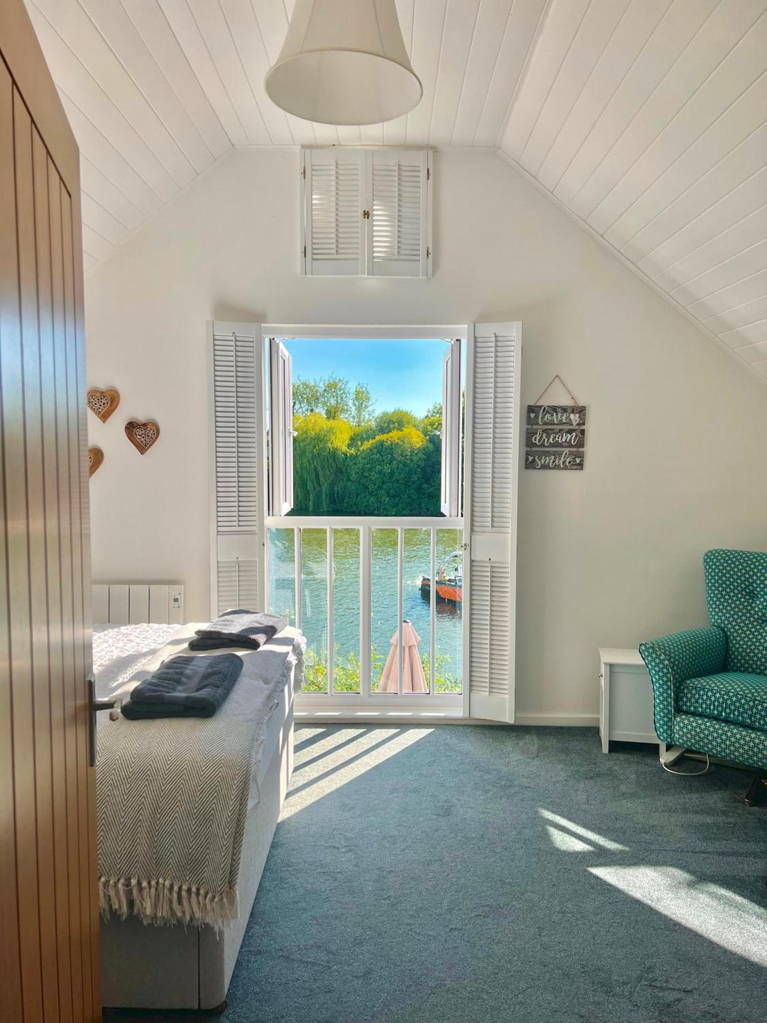 Nola Lodge Cirencester Zewnętrze zdjęcie